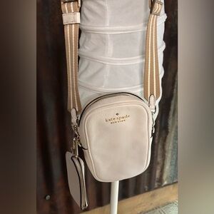 NWOT-Kate Spade New York Cream Crossbody Bag with Striped Strap & Mini Pouch